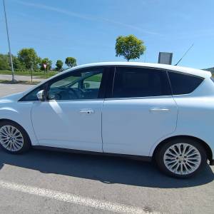 Prodajem Ford C max