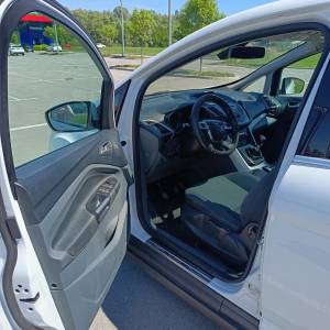 Prodajem Ford C max