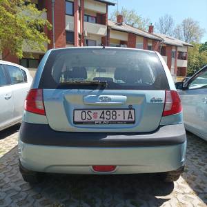 Prodajem polovni automobil