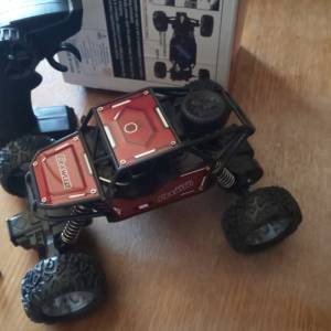 RC 4x4 Automobil na daljinski zeleni i crveni