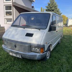 Renault Trafic T 313, kombi za preurediti u kampera ili za prevoz robe