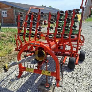 Sakupljač sijena KUHN GA 4101 GM