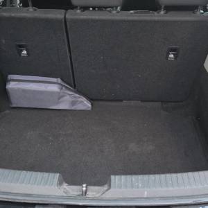 Seat Leon -1,6 TDI, 66KW, registriran do 19.05.2027, 2 seta felgi