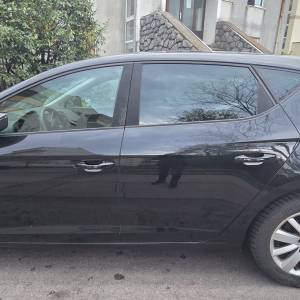 Seat Leon -1,6 TDI, 66KW, registriran do 19.05.2027, 2 seta felgi