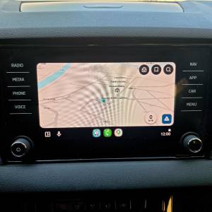 Škoda Karoq 1.6 TDI DSG (2021) – 103.000 km, Vlasnik, Izvrsno stanje
