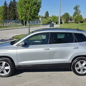 Škoda Karoq 1.6 TDI DSG (2021) – 103.000 km, Vlasnik, Izvrsno stanje
