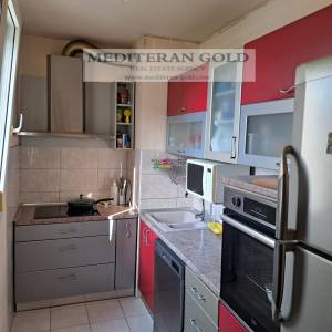 Split, centar, Brodarica, trosoban stan sa dva garažna mjesta u cijeni