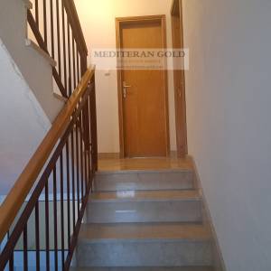 Split, Sućidar, prodaje trosoban stan za renoviranje
