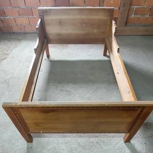 STARINSKI KREVETI / POSTELJE