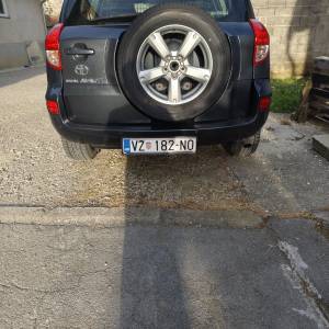 Toyota RAV4 2.2-4D LIMITED- reg.04/2027-garažiran