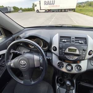 Toyota RAV4 2.2D-4D LIMITED-reg.04/2027-garažiran