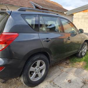 Toyota RAV4 2.2D-4D LIMITED-reg.04/2027-garažiran