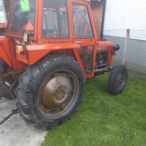 TRAKTOR IMT 539 89 G