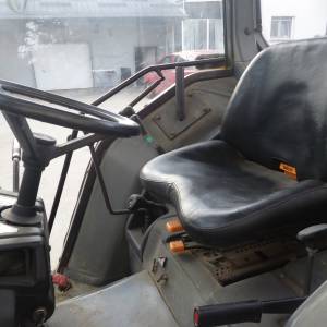 traktor Renault Pales 230