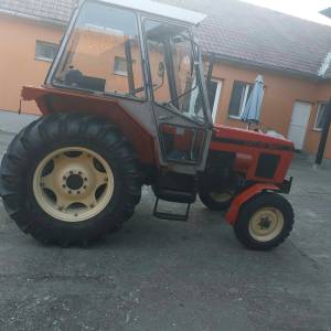 traktor zetor 6211 90 g