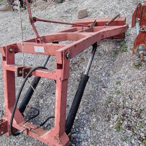 Utovarivac za traktor