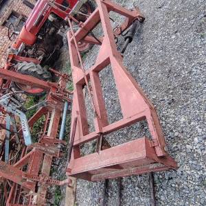 Utovarivac za traktor