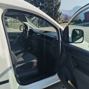 VW Caddy 2.0 TDI DSG
