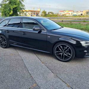Audi A4 2.0 TDI Quattro S-line.2014g.Navi.Reg 10/26