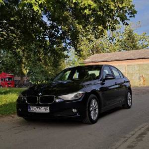 BMW 318d F30