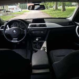 BMW 318d F30