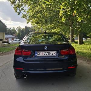 BMW 318d F30