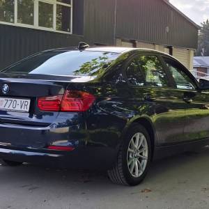 BMW 318d F30