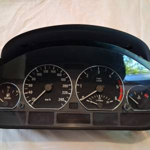 BMW E46 (318 - 320) - 2003 godište dijelove povoljno prodajem