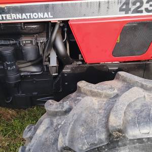 CASE 4230  traktor