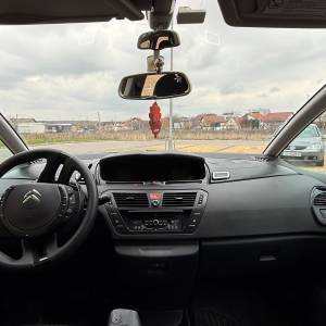 Citroen C4 Picasso 1.6 HDI Automatic Exclusive..Reg 1 godinu..2011g