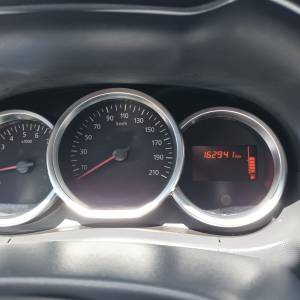 Dacia Duster 1.5 Dci , Navigacija,klima,parking senzori i kamera