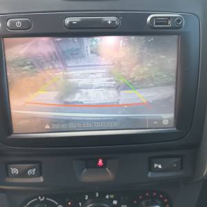 Dacia Duster 1.5 Dci , Navigacija,klima,parking senzori i kamera