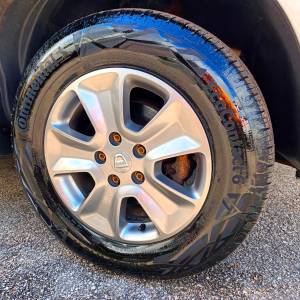 Dacia Duster 1.5 Dci , Navigacija,klima,parking senzori i kamera