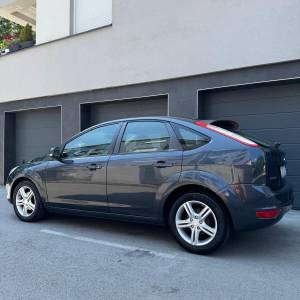 FORD FOCUS 1.6TDCI //137tkm//prvi vlasnik//dvozonska klima//odličan//
