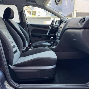 FORD FOCUS 1.6TDCI //137tkm//prvi vlasnik//dvozonska klima//odličan//