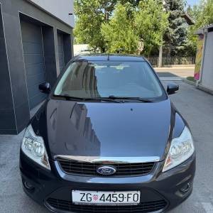 FORD FOCUS 1.6TDCI //137tkm//prvi vlasnik//dvozonska klima//odličan//