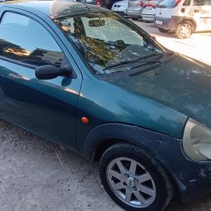 Ford Ka 1.3 i 44 kW bez hrđe 80000 km mala potrošnja