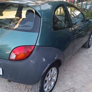Ford Ka 1.3 i 44 kW bez hrđe 80000 km mala potrošnja