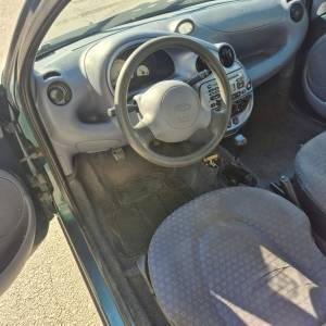 Ford Ka 1.3 i 44 kW bez hrđe 80000 km mala potrošnja