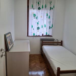 Gornja Dubrava - Novonamješten 3-soban stan 75 m2 u mirnoj ulici