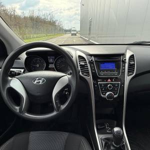 Hyundai I30 1.6 CRDI..2017g..Reg godinu dana..Nije uvoz..118000km