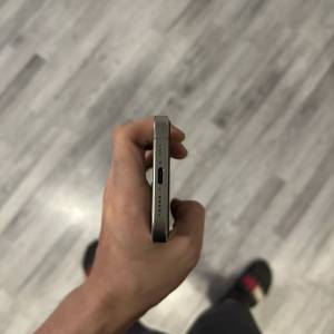 iPhone 15 Pro 128gb. Stanje 10/10.