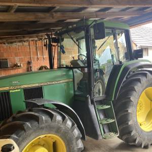 John Deere 6900