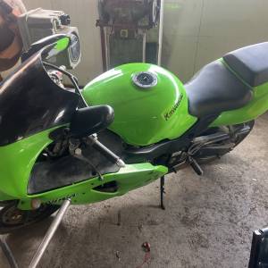 Kawasaki zx-9r
