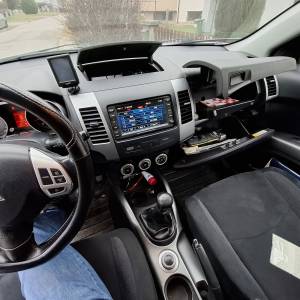 Mitsubishi Outlander 2,4 4wd