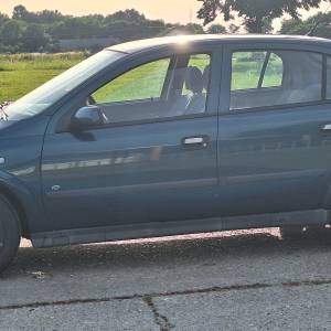 Opel Astra Classic II 1.4 16V – 1. vlasnik, reg. 11/2026. + Zimski set
