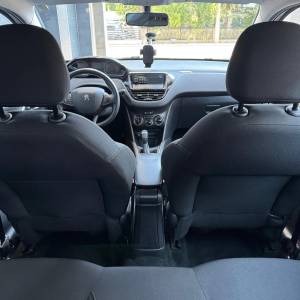 PEUGEOT 208 //181tkm//prvi vlasnik//HR auto//klima//odličan//