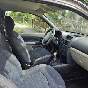 Prodajem Renault Clio 2003. god