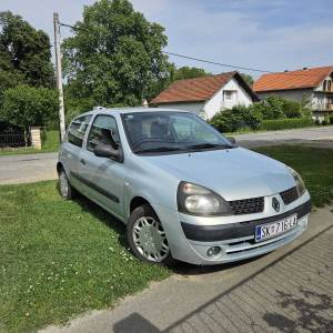 Prodajem Renault Clio 2003. god
