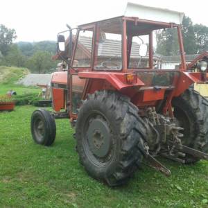 Prodajem traktor imt 560 1989 godina u dobrom stanju zvati 0997819389